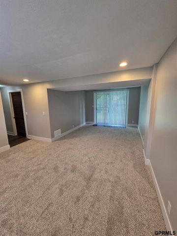 13612 Birchwood Avenue, Omaha, NE 68137