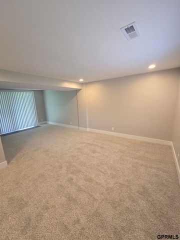 13612 Birchwood Avenue, Omaha, NE 68137