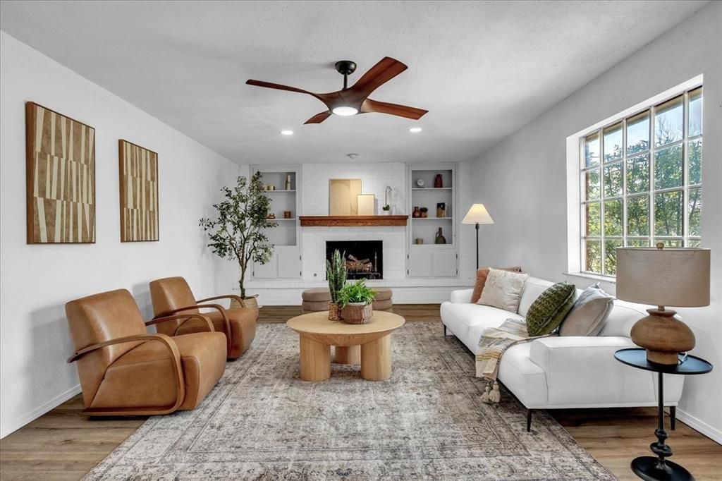 636 E Lea Terrace, Mustang, OK 73064