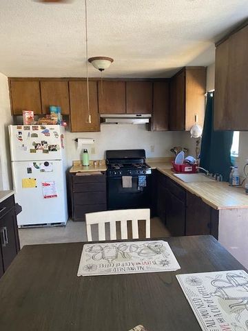 1213 Sanarita Way, Madera, CA 93638