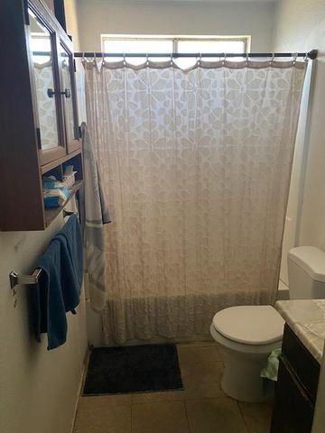 1213 Sanarita Way, Madera, CA 93638