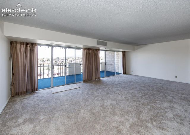 411 Lakewood Circle A706, Colorado Springs, CO 80910