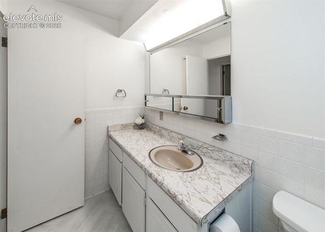 411 Lakewood Circle A706, Colorado Springs, CO 80910