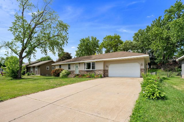 625 119th Avenue NE, Blaine, MN 55434