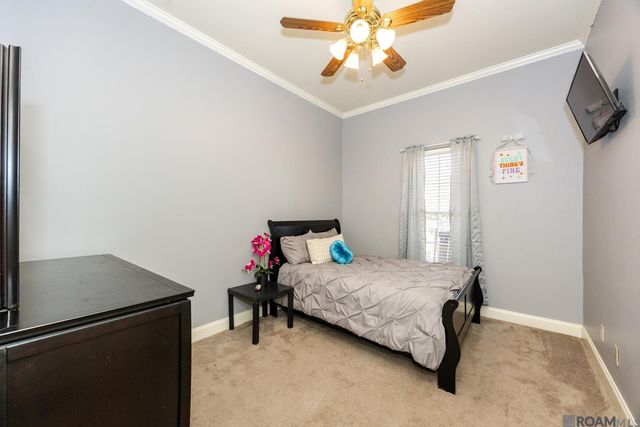 2101 Brittany Dr, Port Allen, LA 70767