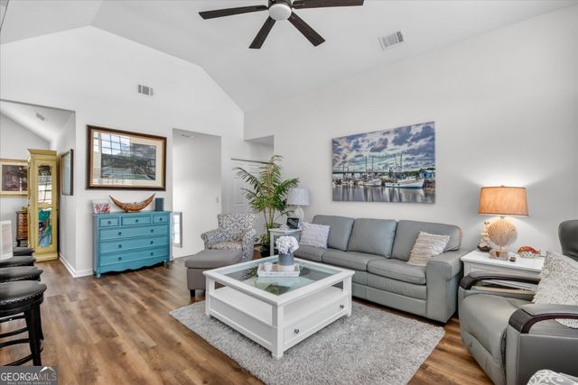 2 Runner Road, Savannah, GA 31410