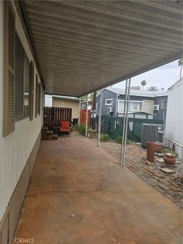 192 Mercury Street, Palm Springs, CA 92264