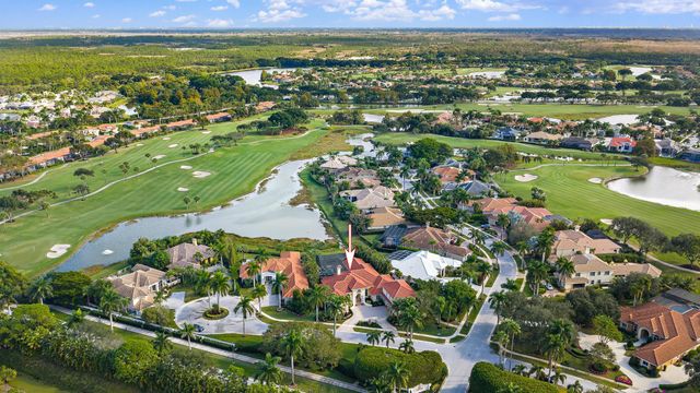 8500 Egret Lakes Lane, West Palm Beach, FL 33412