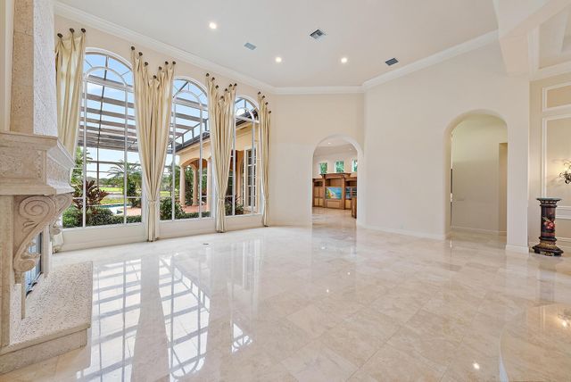 8500 Egret Lakes Lane, West Palm Beach, FL 33412