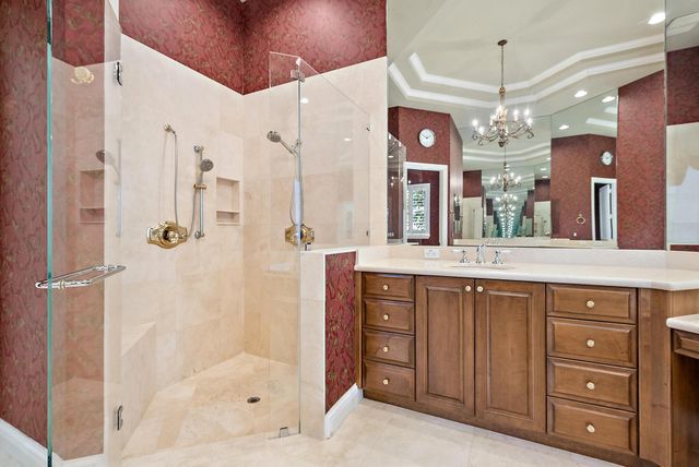 8500 Egret Lakes Lane, West Palm Beach, FL 33412