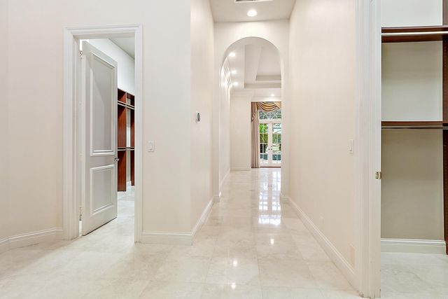 8500 Egret Lakes Lane, West Palm Beach, FL 33412