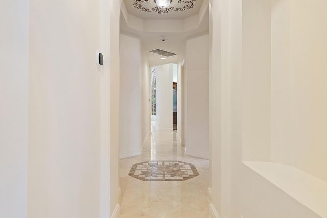 8500 Egret Lakes Lane, West Palm Beach, FL 33412