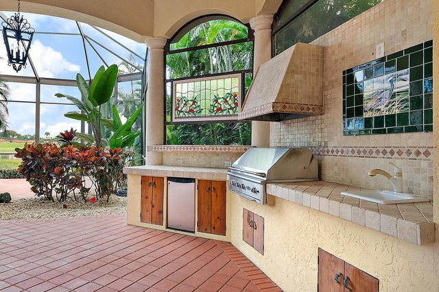 8500 Egret Lakes Lane, West Palm Beach, FL 33412