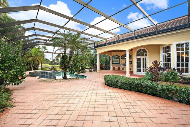8500 Egret Lakes Lane, West Palm Beach, FL 33412