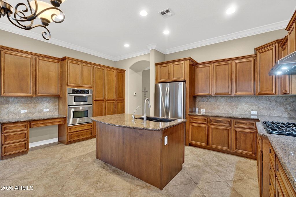 Image 10 of property listing at 4101 E WOODSIDE Way, Gilbert, AZ 85297