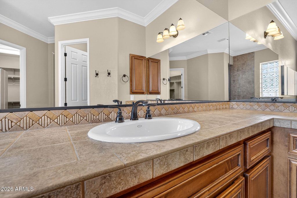 Image 31 of property listing at 4101 E WOODSIDE Way, Gilbert, AZ 85297