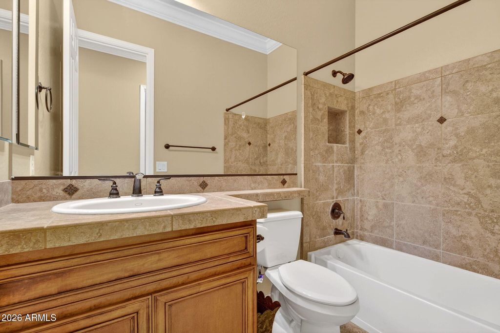 Image 43 of property listing at 4101 E WOODSIDE Way, Gilbert, AZ 85297