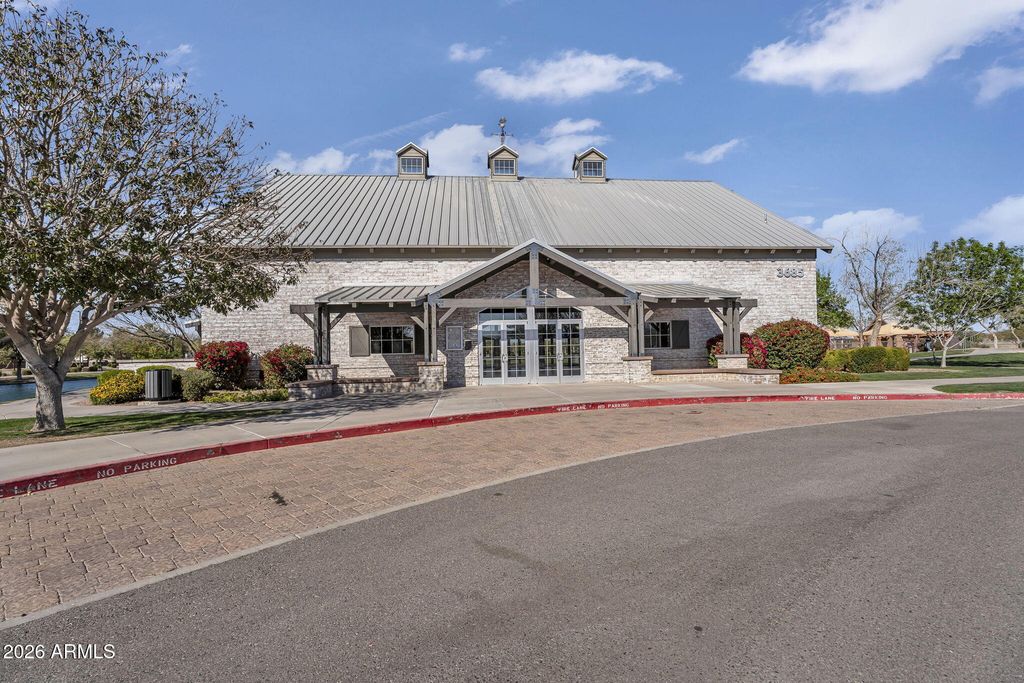 Image 58 of property listing at 4101 E WOODSIDE Way, Gilbert, AZ 85297