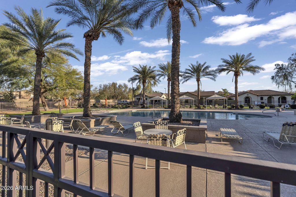 Image 61 of property listing at 4101 E WOODSIDE Way, Gilbert, AZ 85297