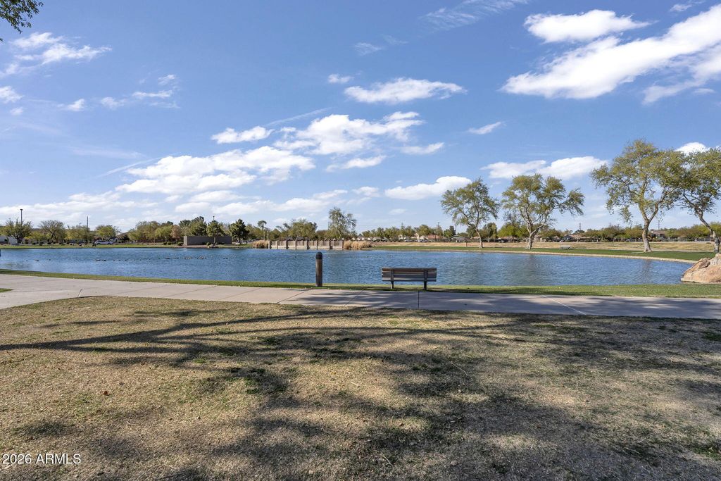 Image 78 of property listing at 4101 E WOODSIDE Way, Gilbert, AZ 85297