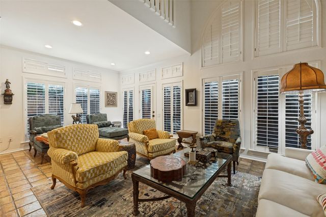 3801 Gilbert Avenue M, Dallas, TX 75219