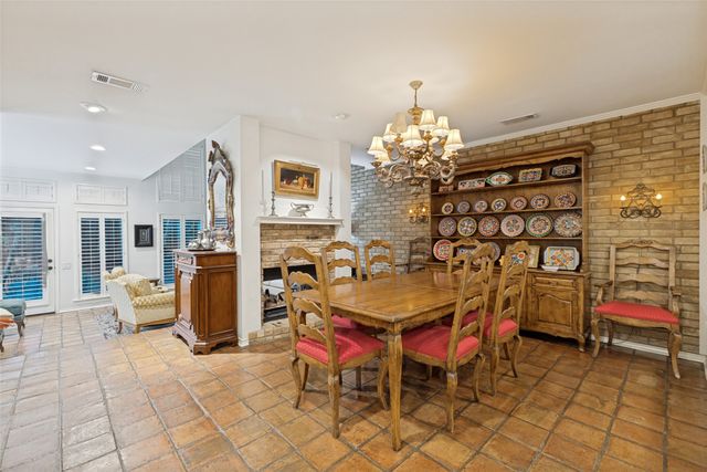 3801 Gilbert Avenue M, Dallas, TX 75219