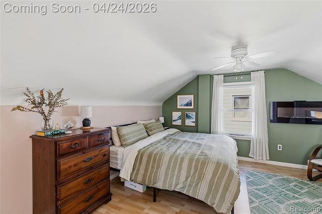 8570 Troy Street, Oak Park, MI 48237