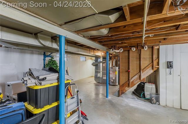 8570 Troy Street, Oak Park, MI 48237