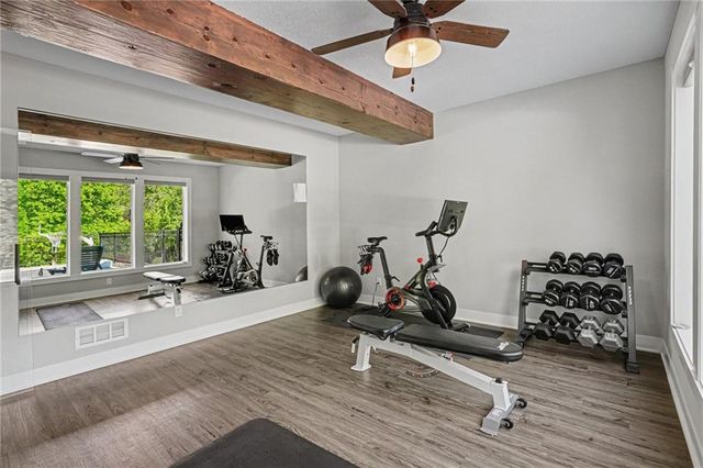 1784 Homestead Drive, Liberty, MO 64068