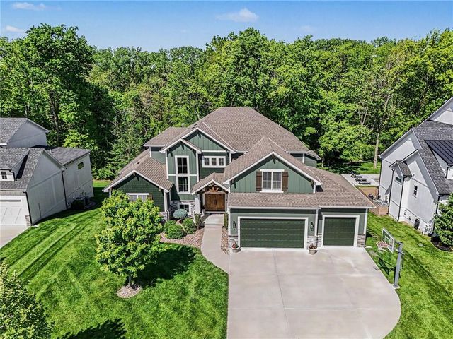 1784 Homestead Drive, Liberty, MO 64068