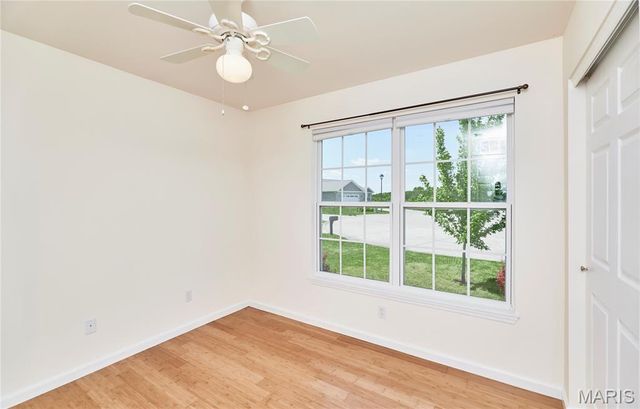 70 Round Table Court, Winfield, MO 63389