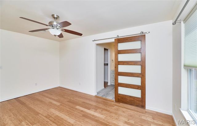 70 Round Table Court, Winfield, MO 63389