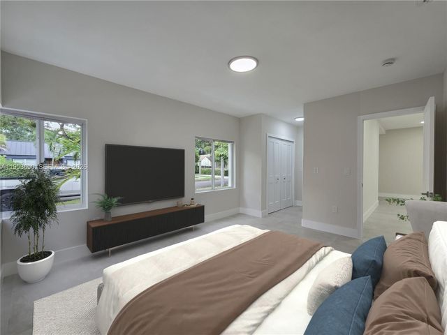 765 NW 45th St, Miami, FL 33127