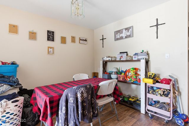 20021 Sunshine Drive, A & B, Long Beach, MS 39560