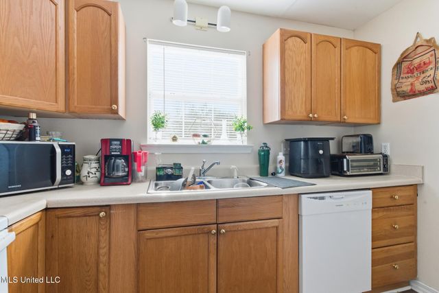 20021 Sunshine Drive, A & B, Long Beach, MS 39560