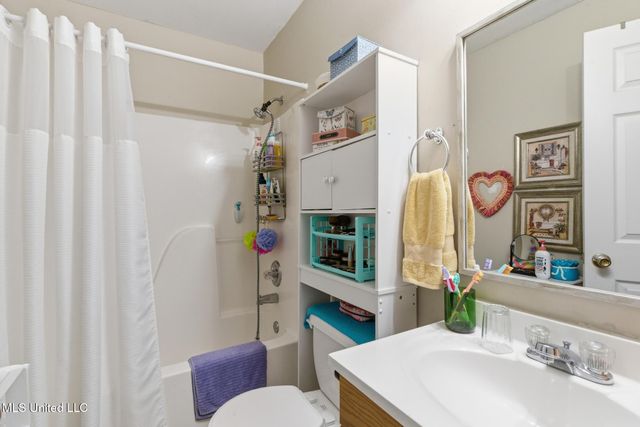 20021 Sunshine Drive, A & B, Long Beach, MS 39560