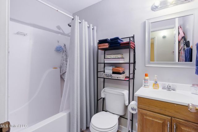 20021 Sunshine Drive, A & B, Long Beach, MS 39560