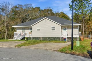 20021 Sunshine Drive, A & B, Long Beach, MS 39560