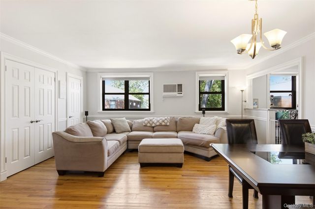 160-26 17th Avenue 5-128, Whitestone, NY 11357