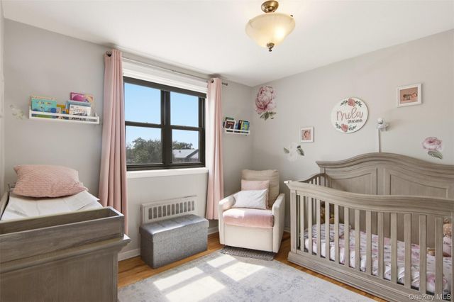 160-26 17th Avenue 5-128, Whitestone, NY 11357