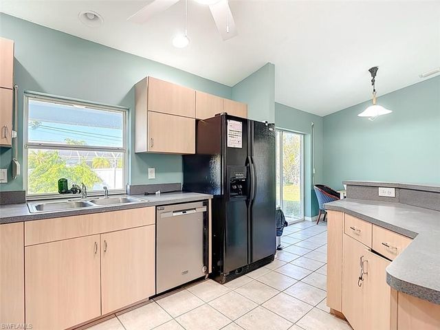 4408 SW 20th PL, Cape Coral, FL 33914