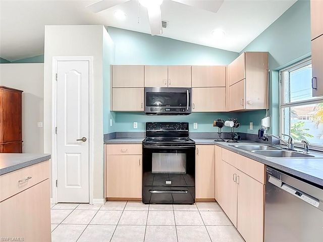 4408 SW 20th PL, Cape Coral, FL 33914