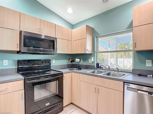 4408 SW 20th PL, Cape Coral, FL 33914