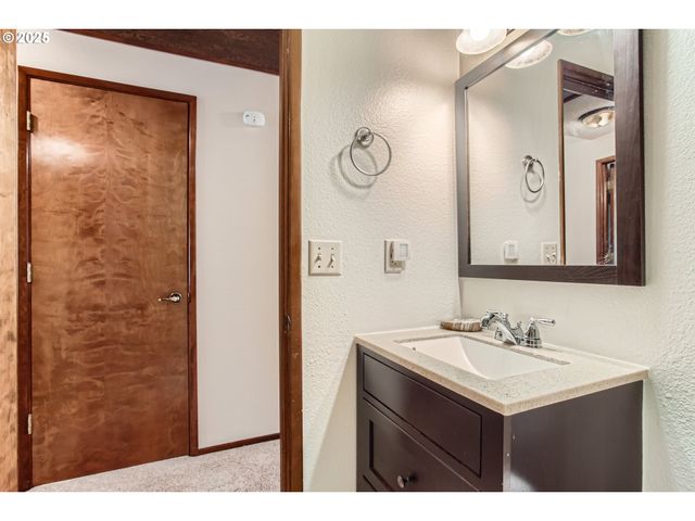 7608 Nw 3RD Ave, Vancouver, WA 98665