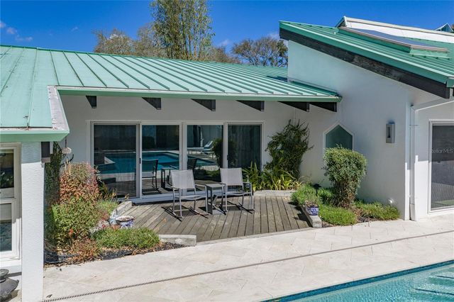 1200 45TH AVENUE N, St Petersburg, FL 33703