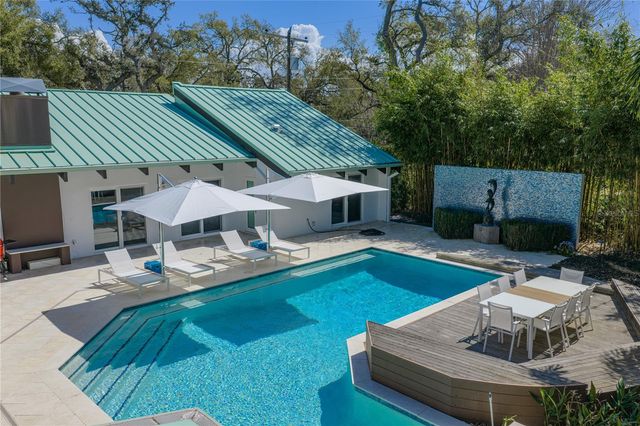 1200 45TH AVENUE N, St Petersburg, FL 33703