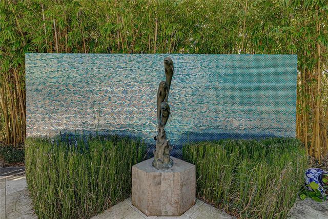 1200 45TH AVENUE N, St Petersburg, FL 33703