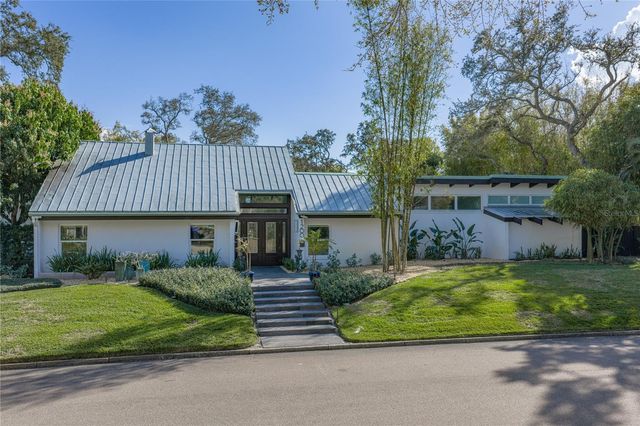 1200 45TH AVENUE N, St Petersburg, FL 33703