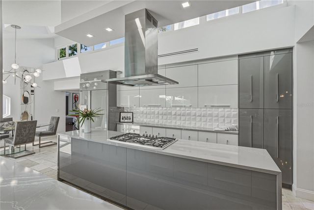 1200 45TH AVENUE N, St Petersburg, FL 33703