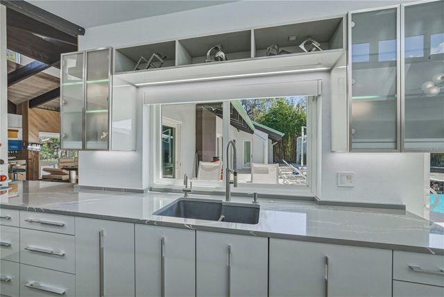 1200 45TH AVENUE N, St Petersburg, FL 33703